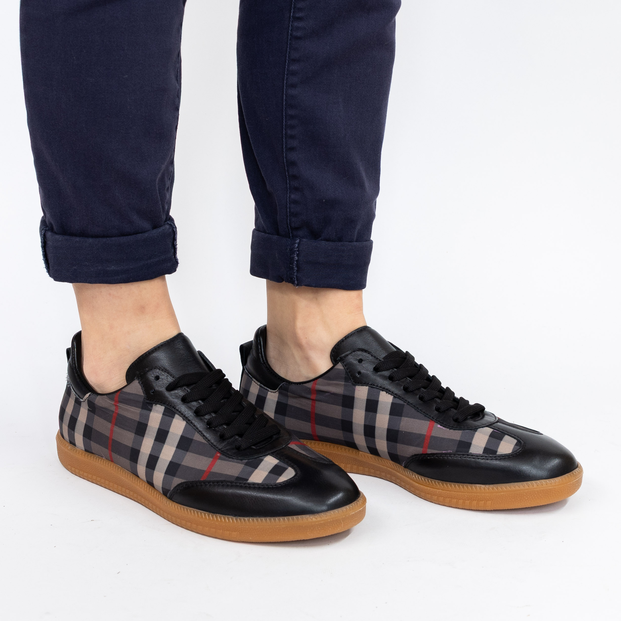 Pantofi sport dama din piele naturală, cu model în carouri, Julia Pantofi sport dama din piele naturală, cu model în carouri, Julia