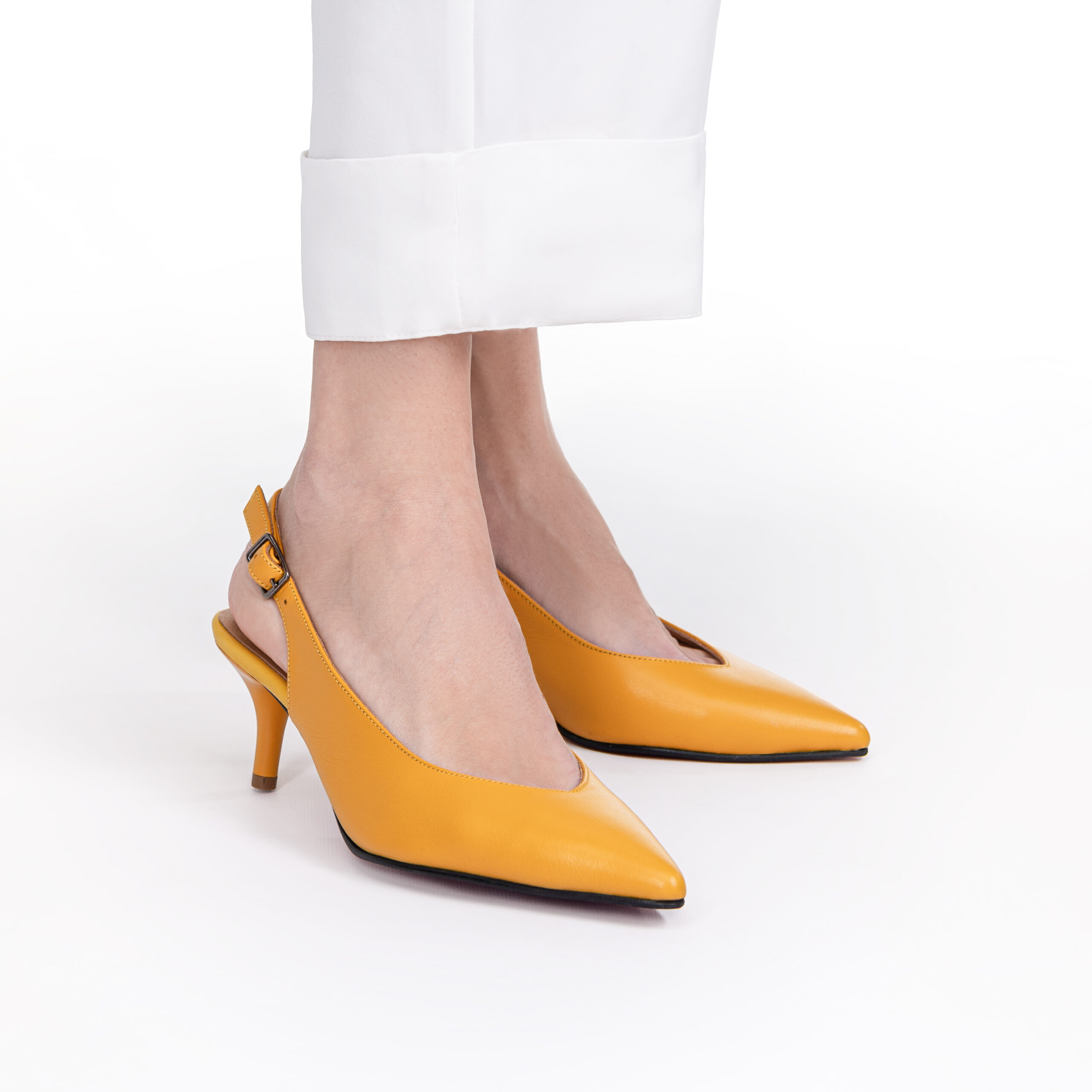 Pantofi eleganți galbeni Melta, din piele naturală, cu toc subțire Pantofi eleganți galbeni Melta, din piele naturală, cu toc subțire