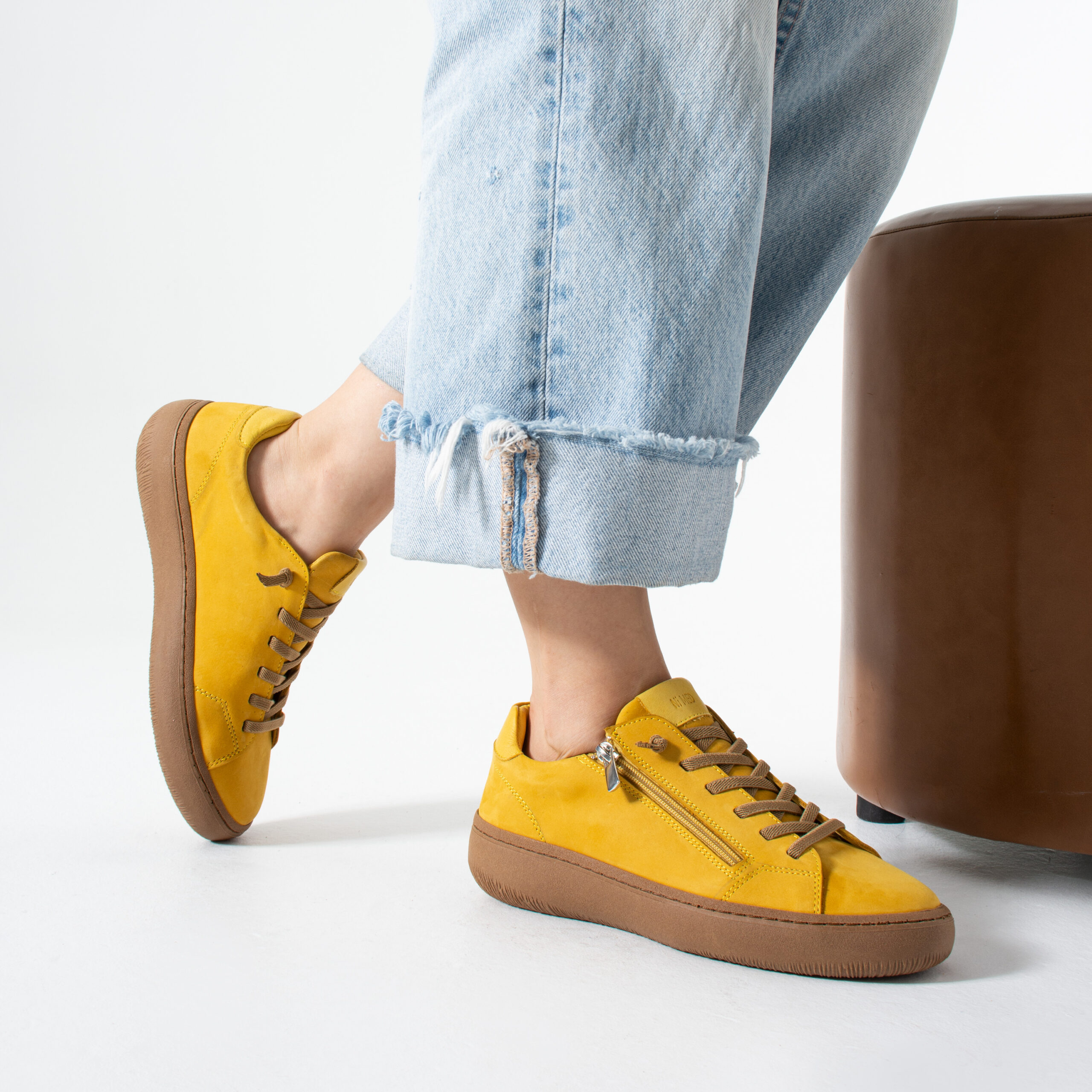 Pantofi sport damă din nubuc galben Gao Pantofi sport damă din nubuc galben Gao