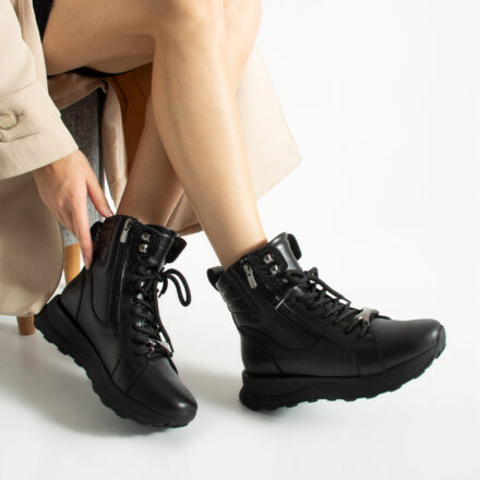Botine sport negre din piele naturală cu fermoar Chantelle Botine sport negre din piele naturală cu fermoar Chantelle