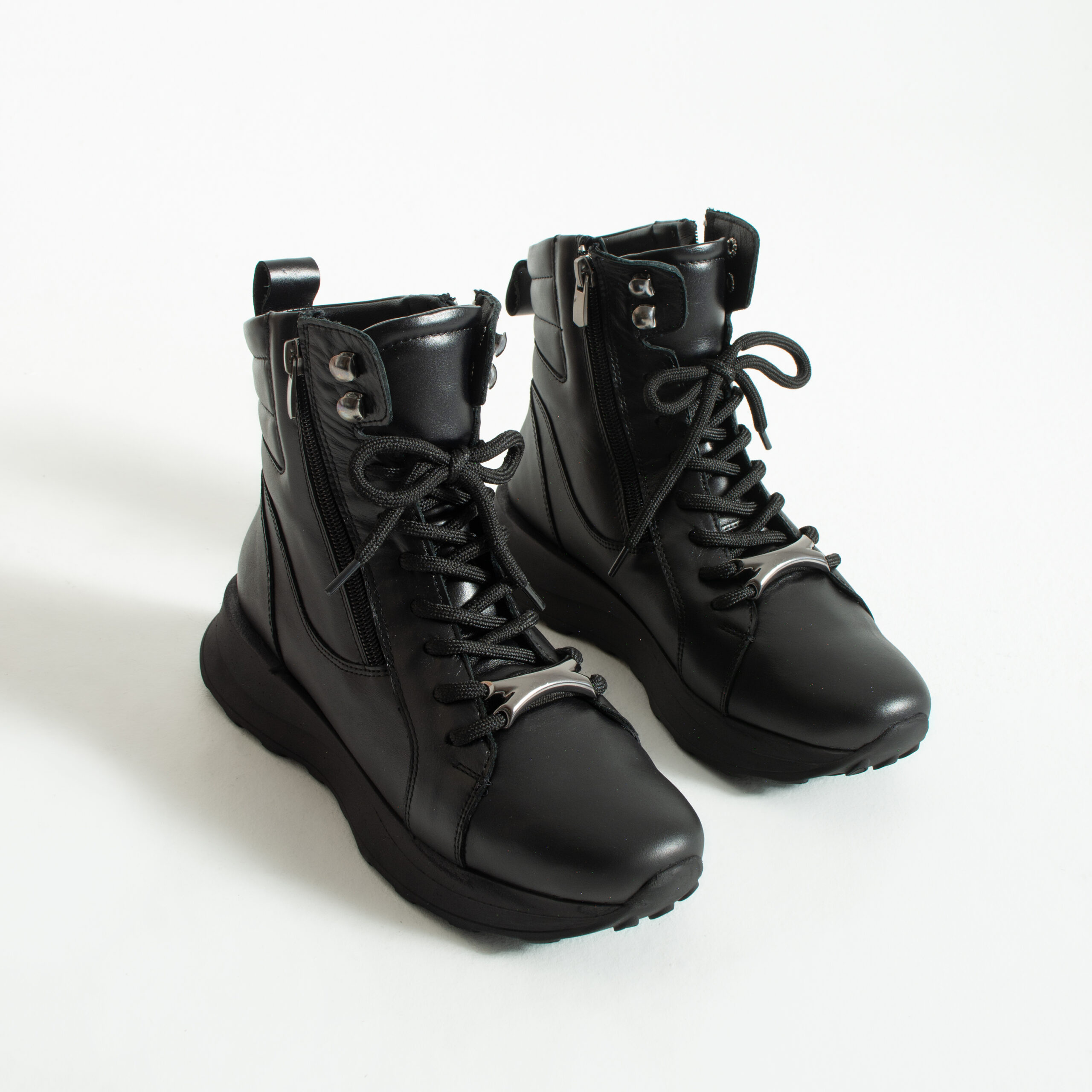 Botine sport negre din piele naturală cu fermoar Chantelle Botine sport negre din piele naturală cu fermoar Chantelle
