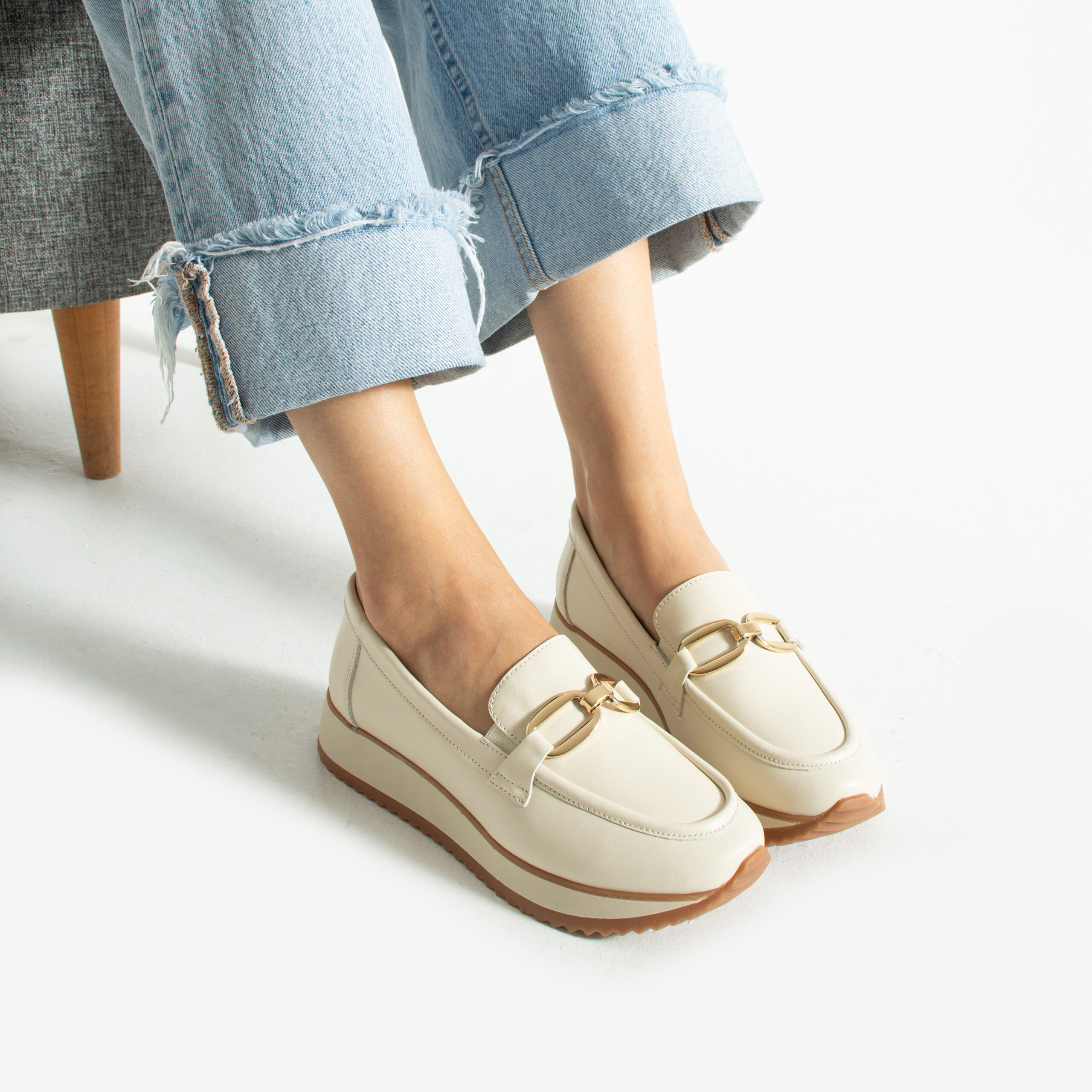 Mocasini de damă bej din piele naturală Briella Mocasini de damă bej din piele naturală Briella