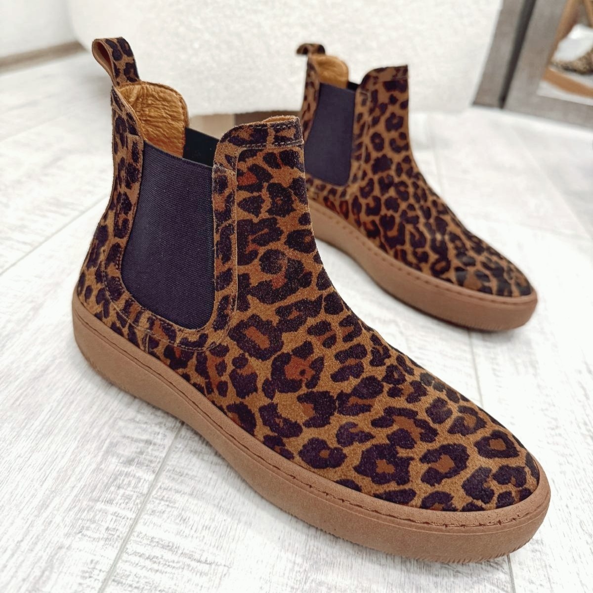 Botine Chelsea de damă cu imprimeu leopard Michaella Botine Chelsea de damă cu imprimeu leopard Michaella