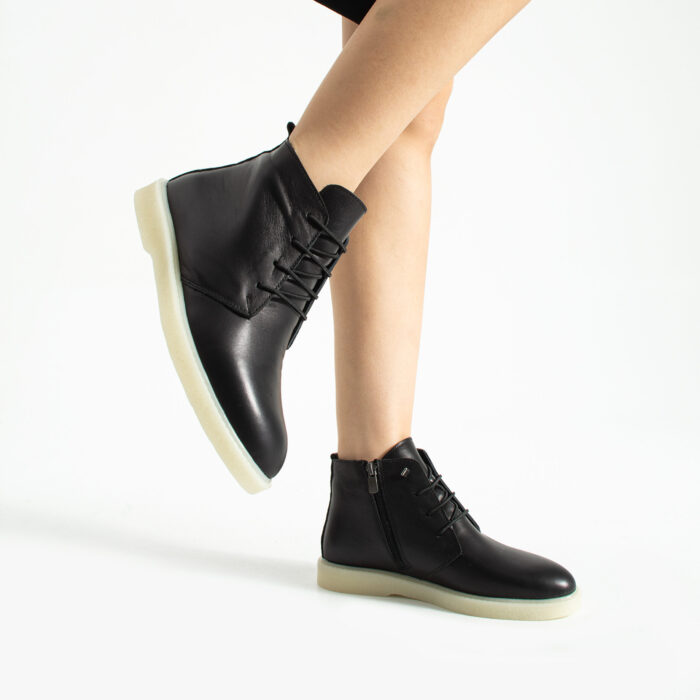 Pantofi clarks negri din piele naturală cu șireturi Anika
