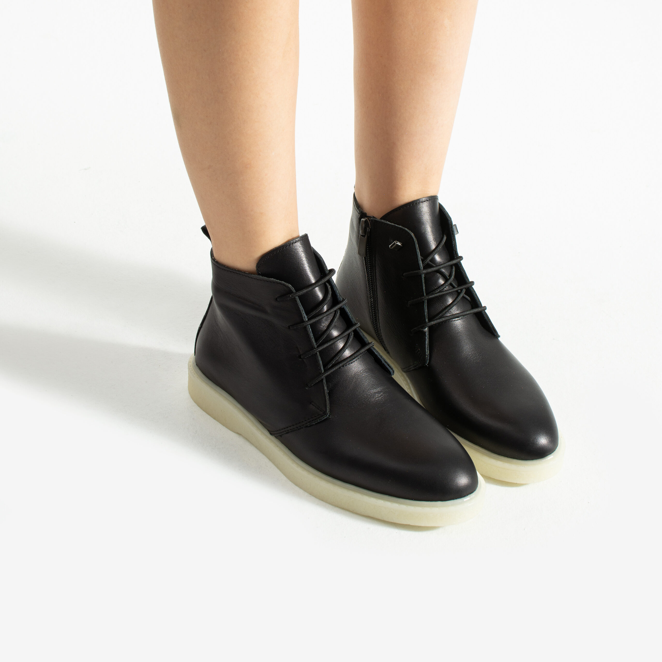 Pantofi clarks negri din piele naturală cu șireturi Anika Pantofi clarks negri din piele naturală cu șireturi Anika