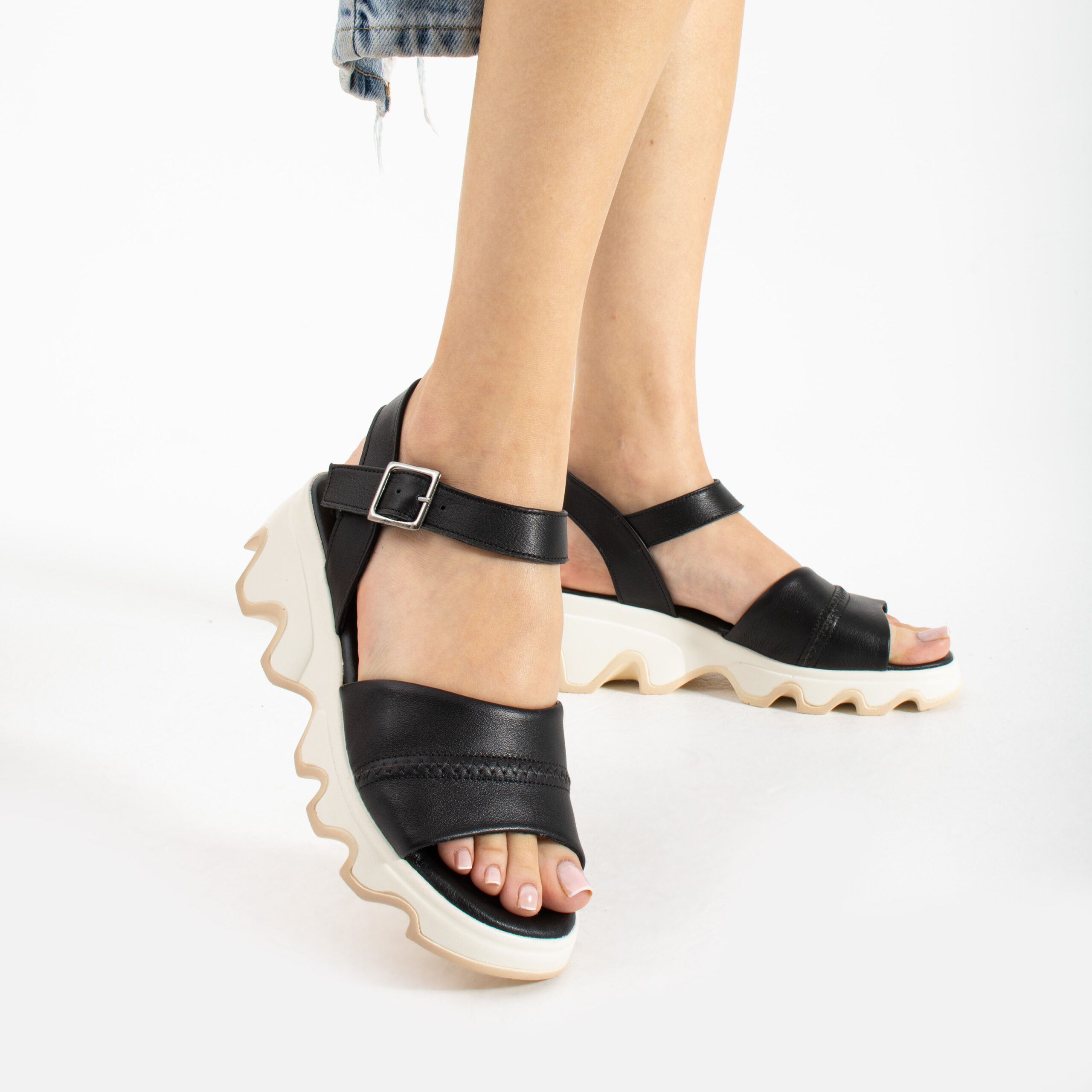 Sandale casual negre de damă din piele naturală Ria Sandale casual negre de damă din piele naturală Ria