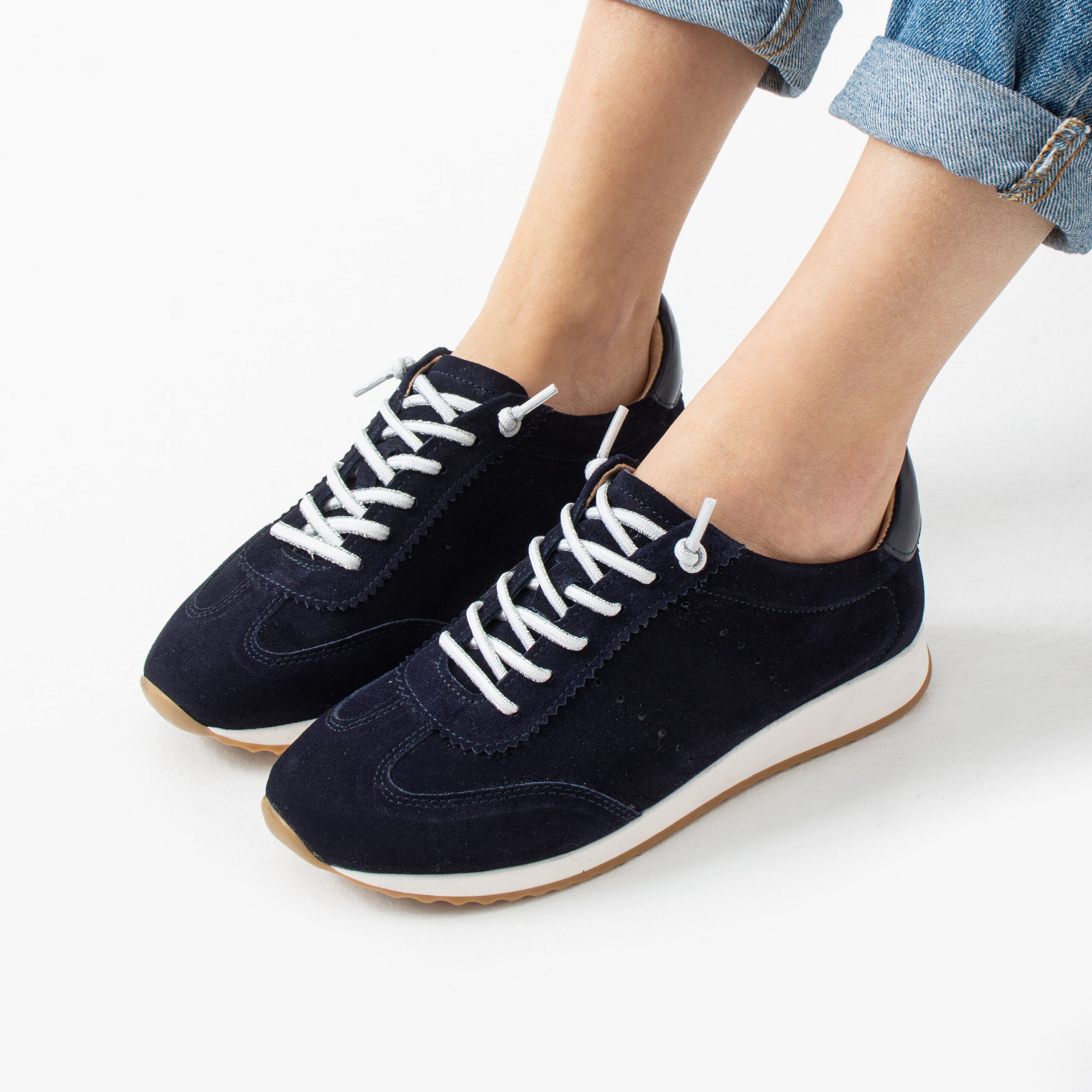 Pantofi sport bleumarin din piele întoarsă naturală Halima Pantofi sport bleumarin din piele întoarsă naturală Halima