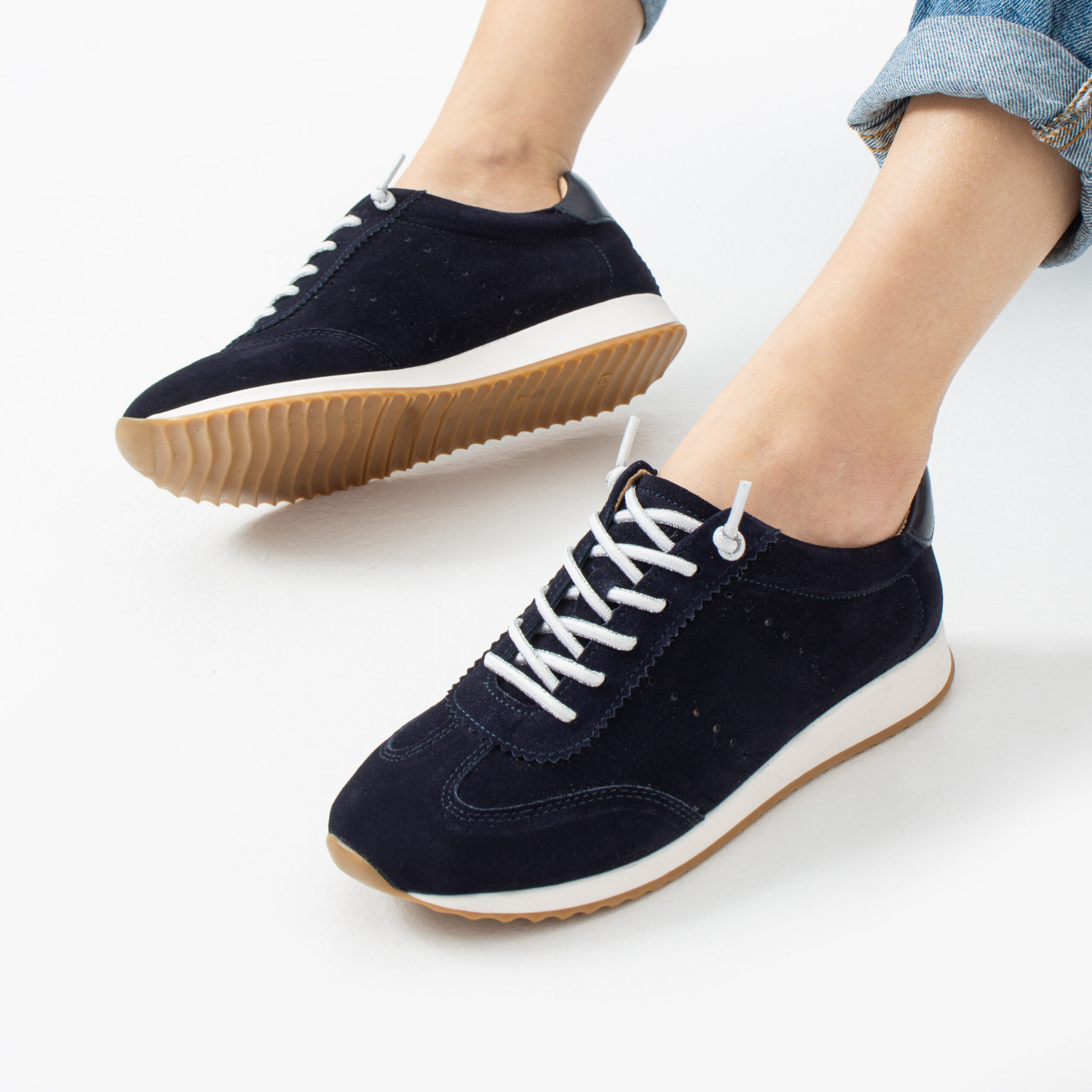 Pantofi sport bleumarin din piele întoarsă naturală Halima Pantofi sport bleumarin din piele întoarsă naturală Halima