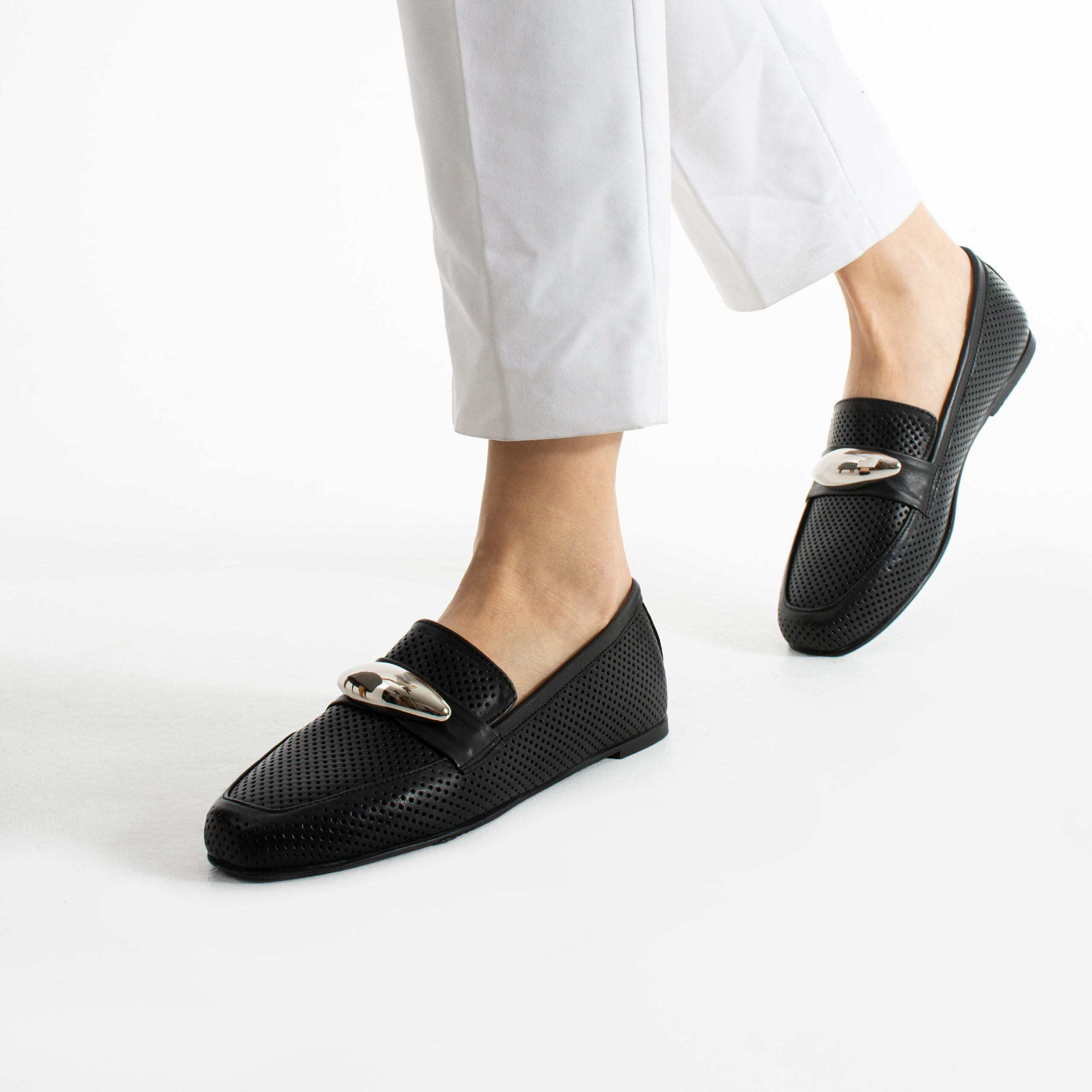 Mocasini negri din piele naturală pentru femei Nella Mocasini negri din piele naturală pentru femei Nella
