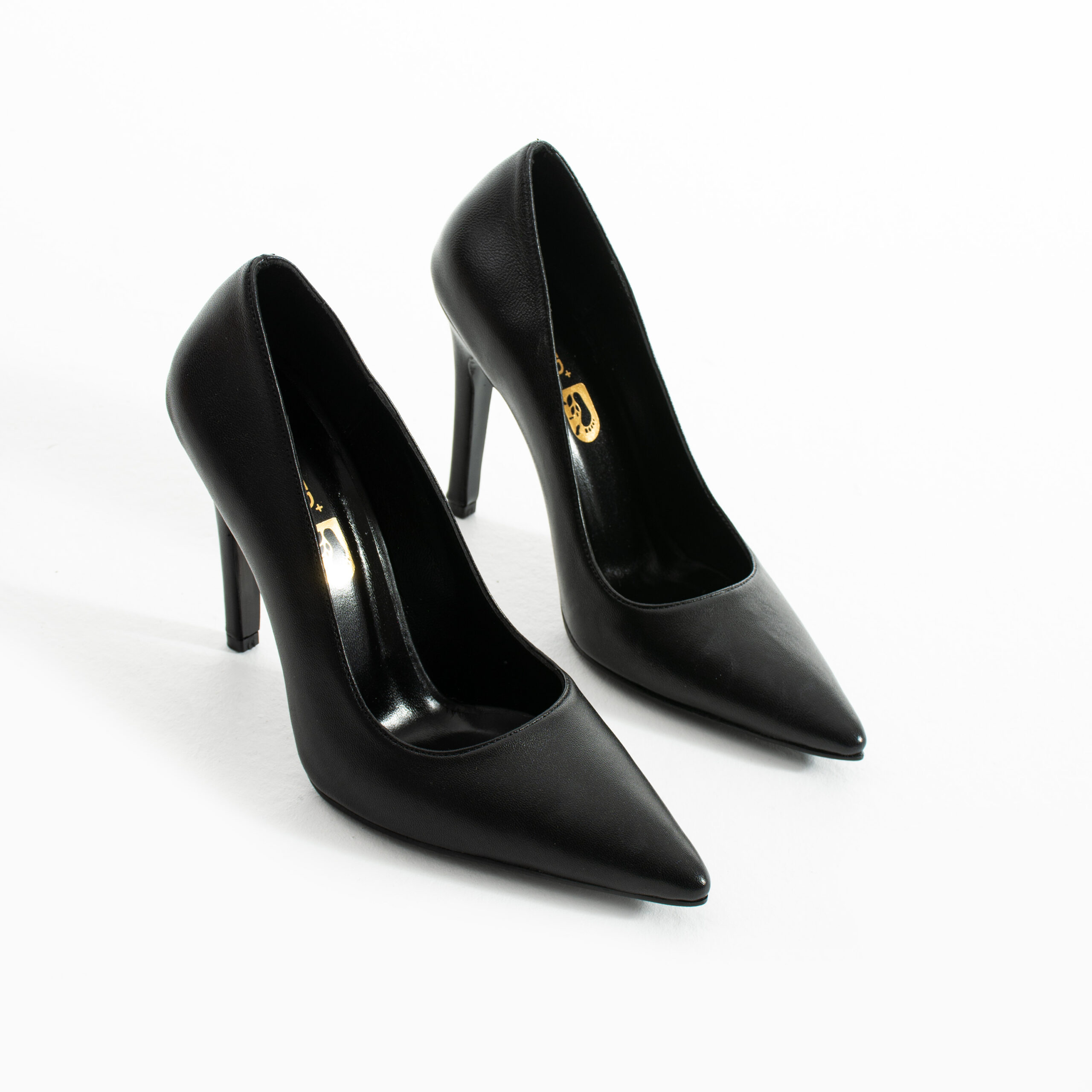 Pantofi clasici eleganți negri cu toc din piele naturală Amalia Pantofi clasici eleganți negri cu toc din piele naturală Amalia