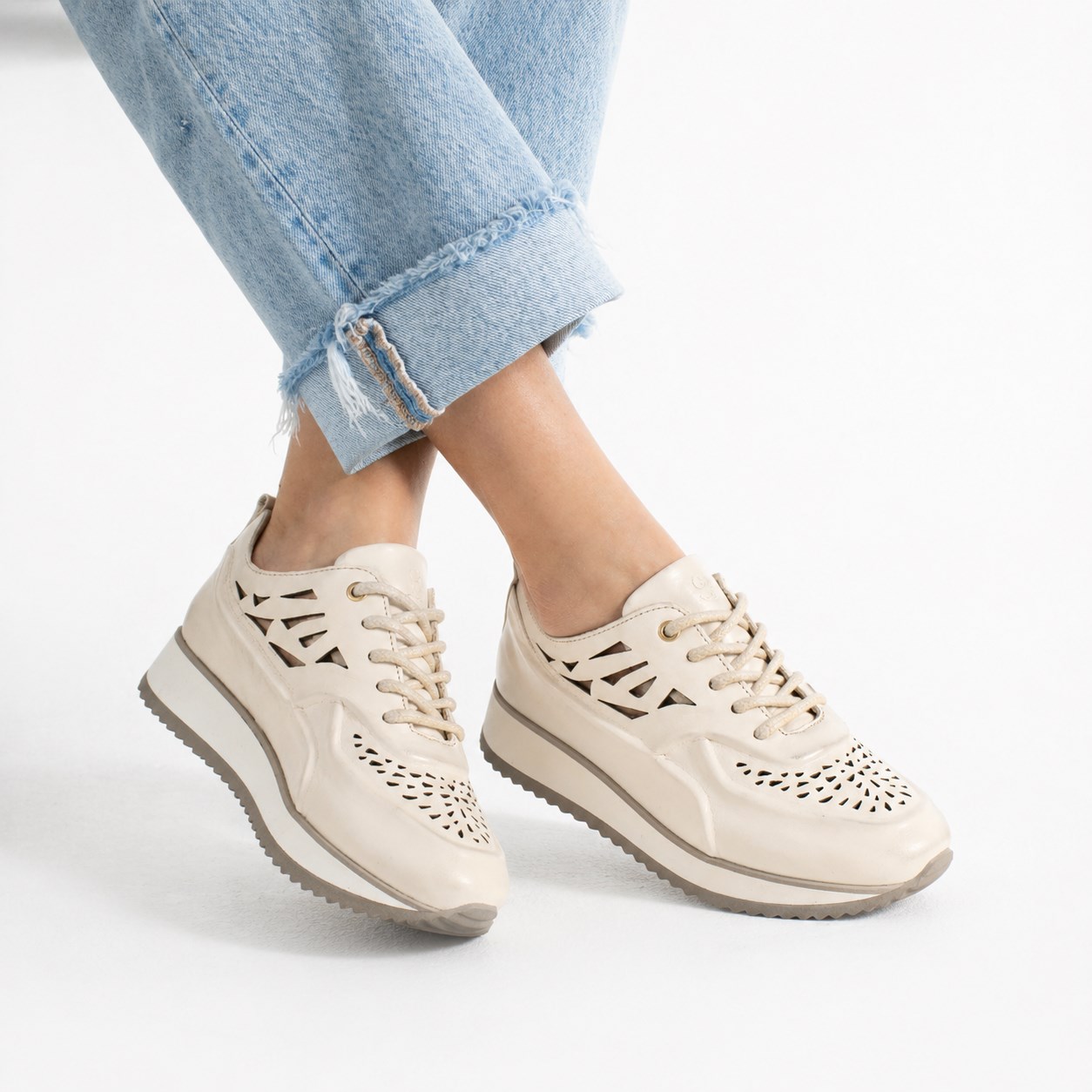 Sneakers damă bej pe platformă din piele naturală Neriman Sneakers damă bej pe platformă din piele naturală Neriman