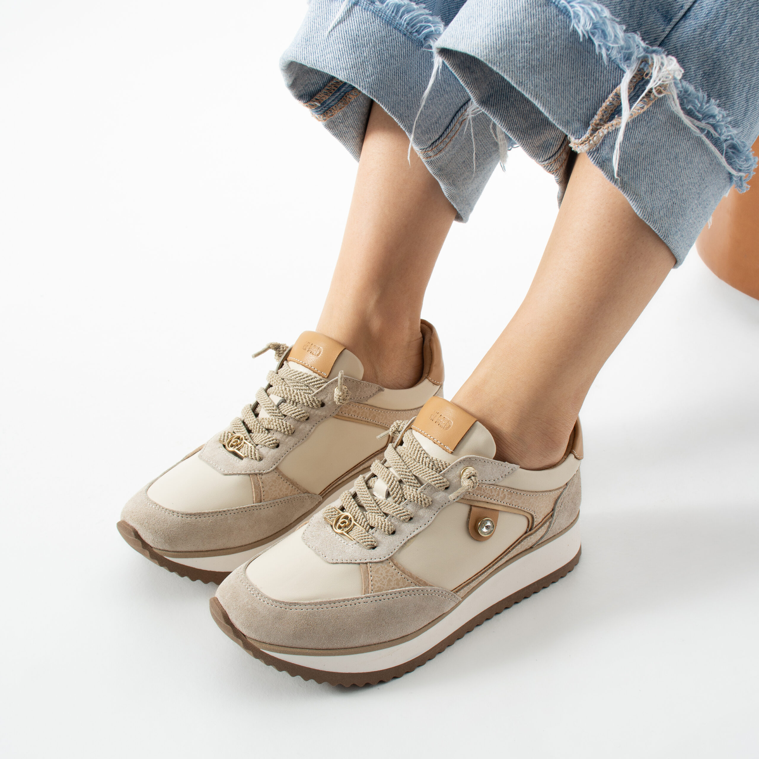 Sneakers damă bej din piele naturală Alondra Sneakers damă bej din piele naturală Alondra