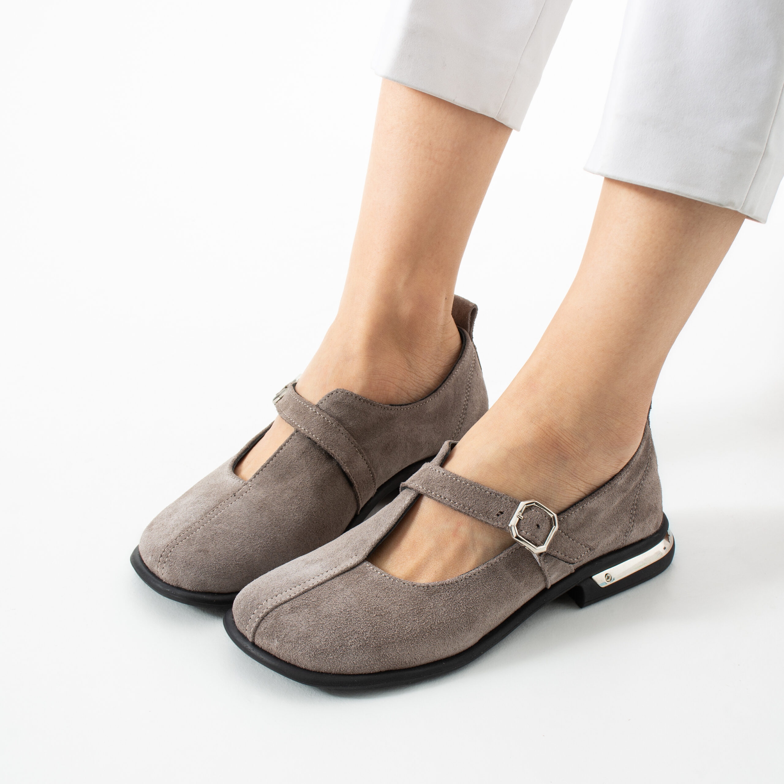 Pantofi Mary Jane gri din piele întoarsă naturală Zahara Pantofi Mary Jane gri din piele întoarsă naturală Zahara