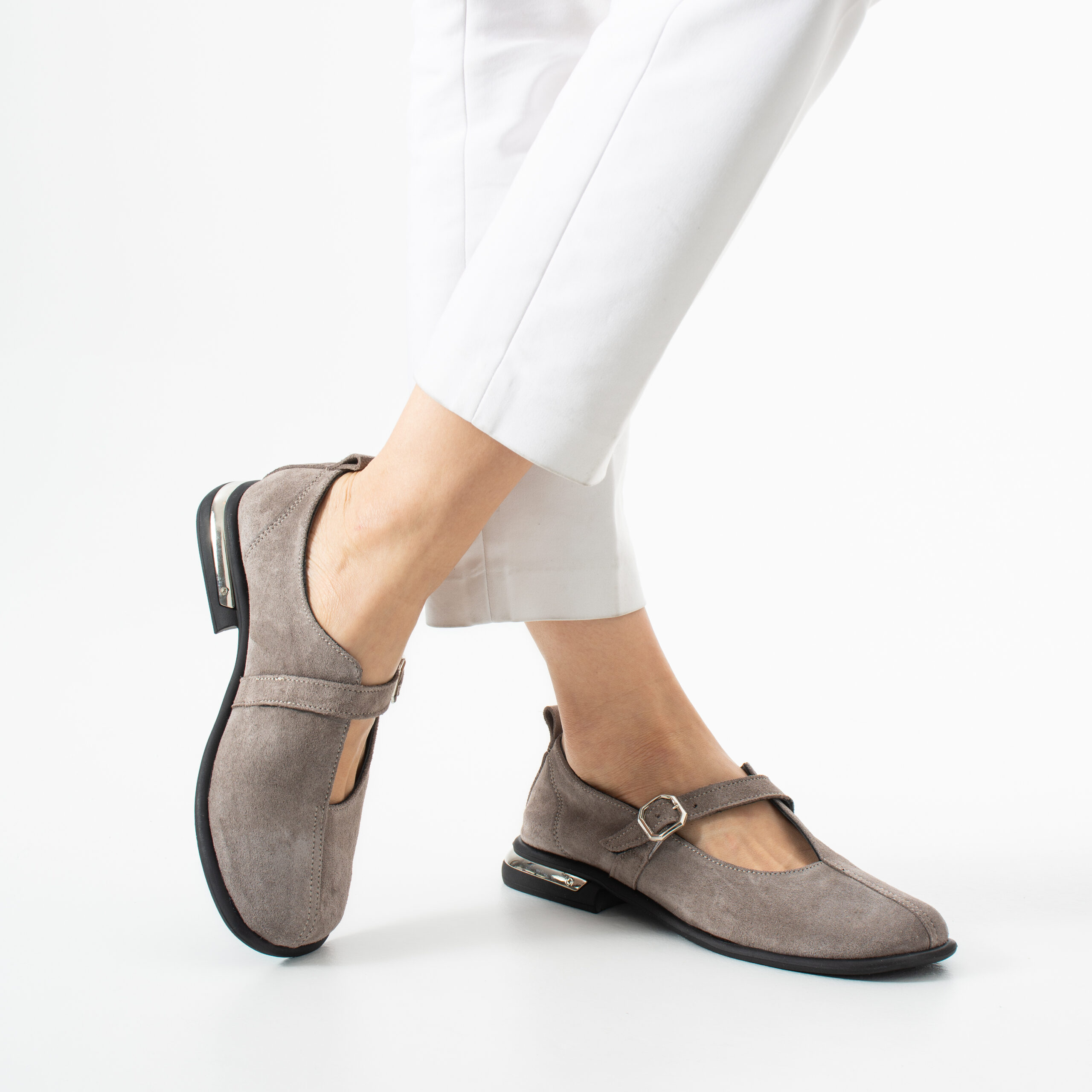 Pantofi Mary Jane gri din piele întoarsă naturală Zahara Pantofi Mary Jane gri din piele întoarsă naturală Zahara