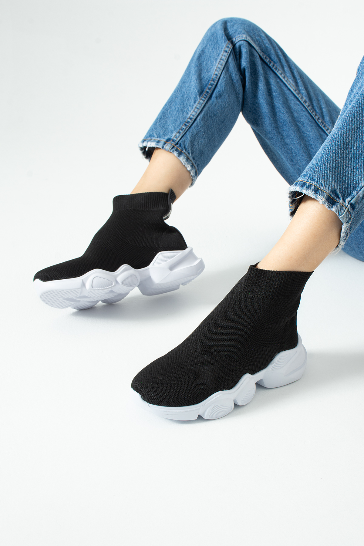Adidași negri de damă tip șosetă Samara Adidași negri de damă tip șosetă Samara