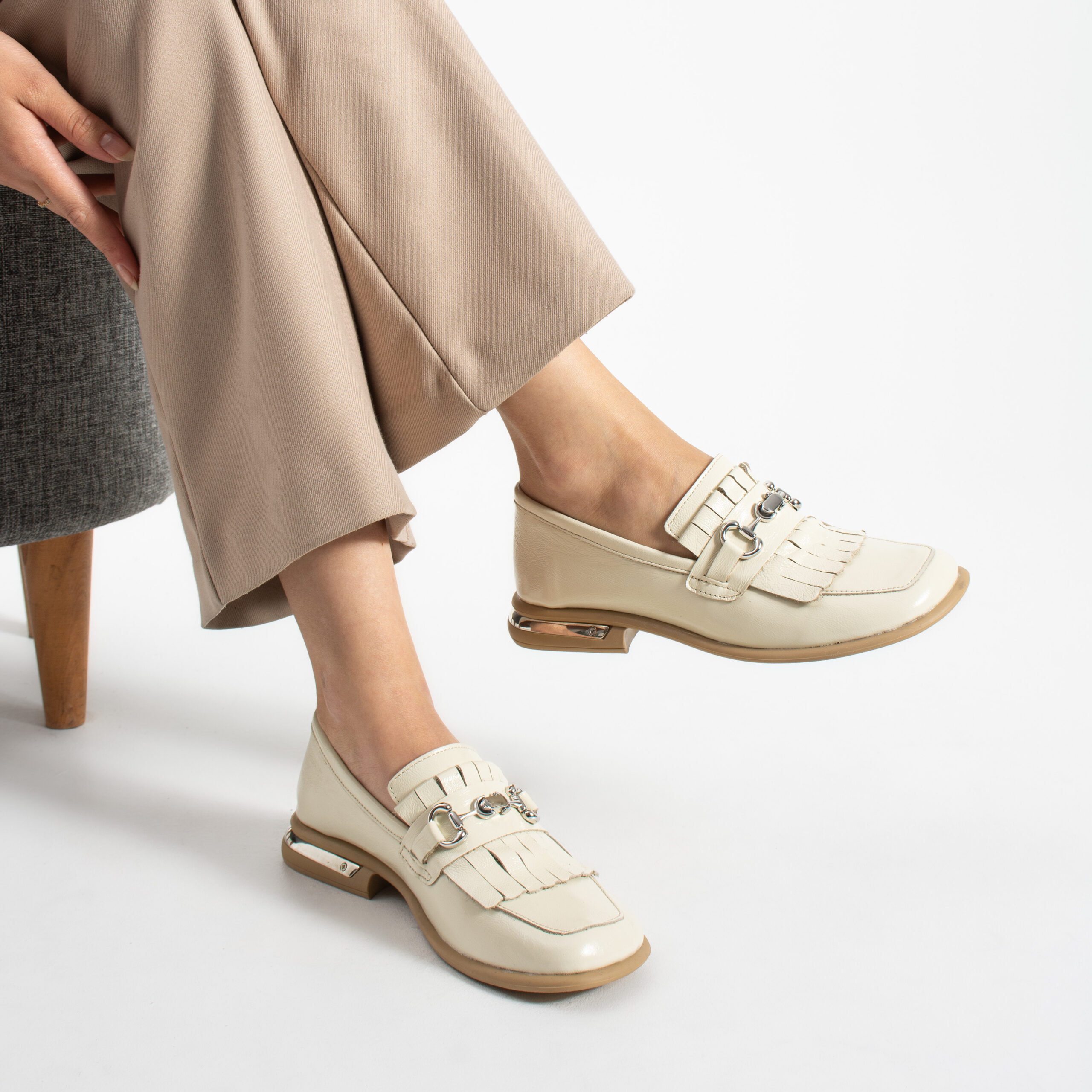 Mocasini damă bej din piele naturală Amanda Mocasini damă bej din piele naturală Amanda