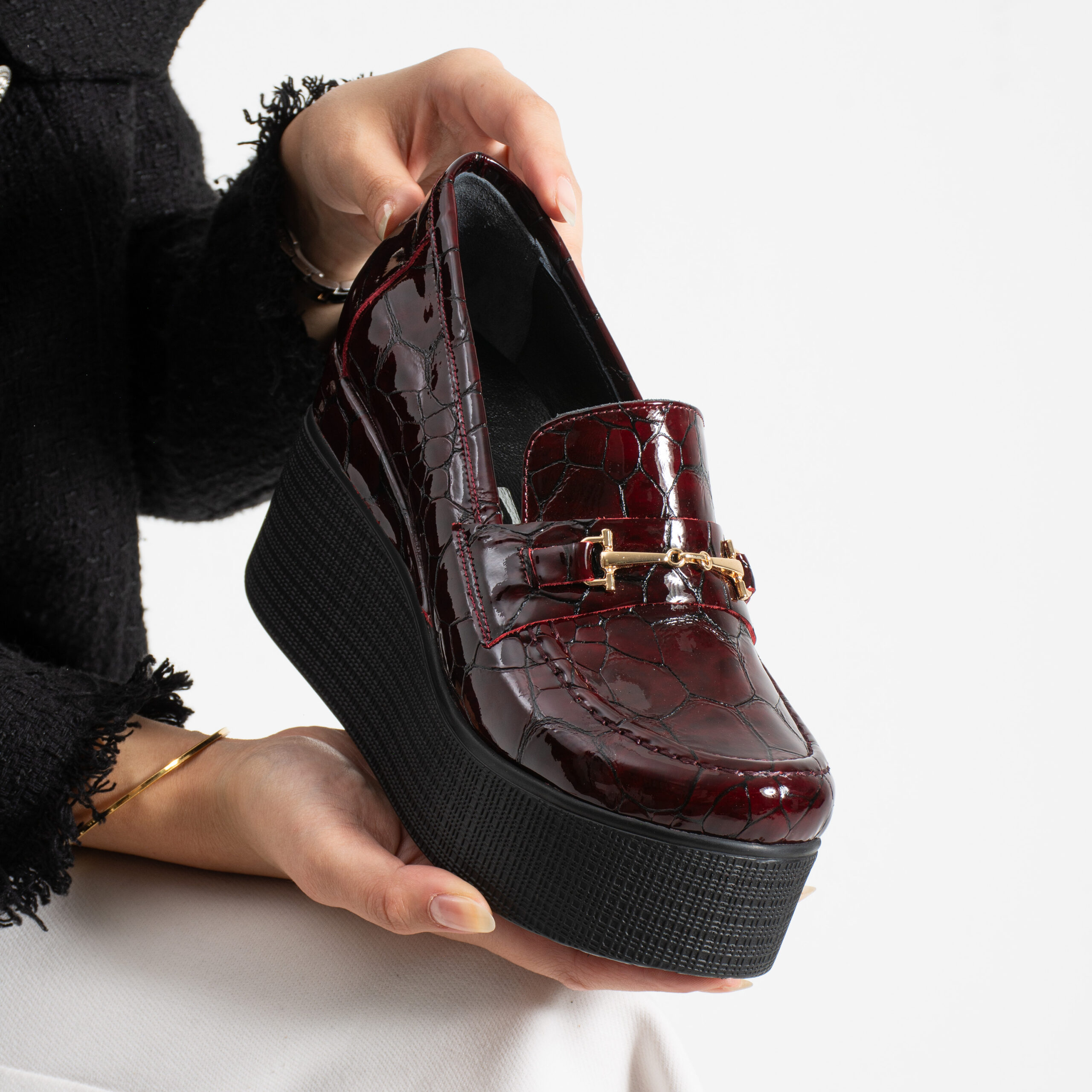 Pantofi eleganți bordo, din piele naturală lăcuită, cu platformă Giorgia Pantofi eleganți bordo, din piele naturală lăcuită, cu platformă Giorgia