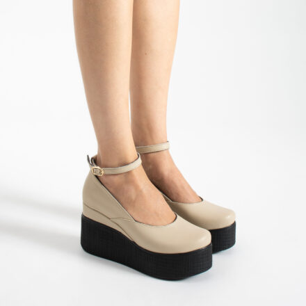 Pantofi de damă cu platformă bej din piele naturală Ginevra Pantofi de damă cu platformă bej din piele naturală Ginevra