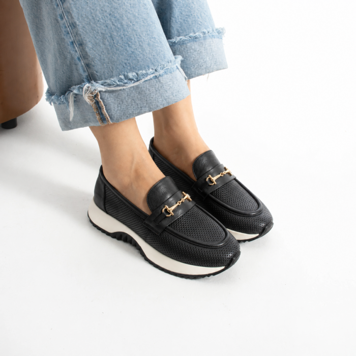 Pantofi casual